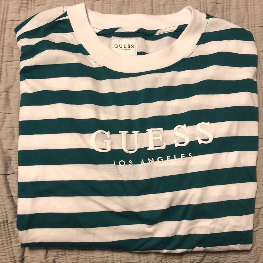 Large Guess Tee Shirt